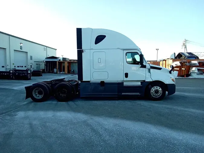 2020 Freightliner Cascadia