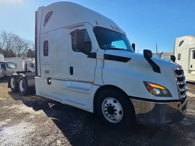 2021 FREIGHTLINER/MERCEDES NEW CASCADIA PX126644570cc3357ff4dee2210d57e28d7ddd8