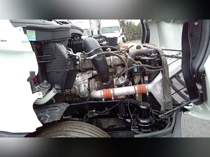 2021 Freightliner Cascadia 1264571bb41a437ba64ec0d31e62a8f2173