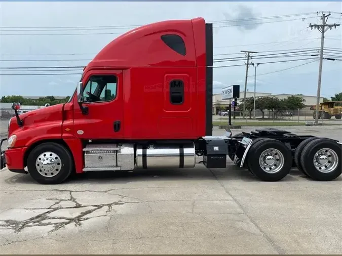 2018 FREIGHTLINER CASCADIA 125