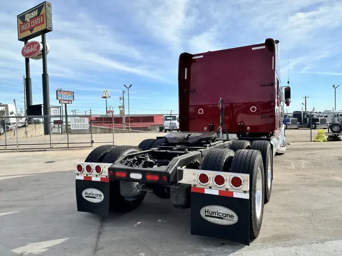 2021 Peterbilt 389