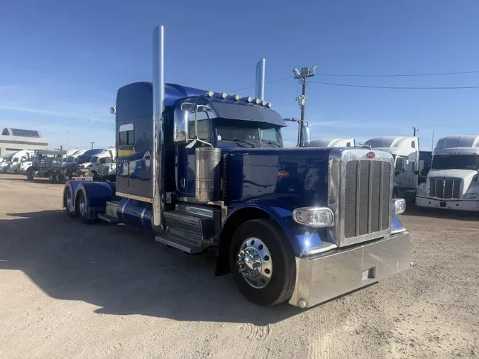 2022 Peterbilt 389