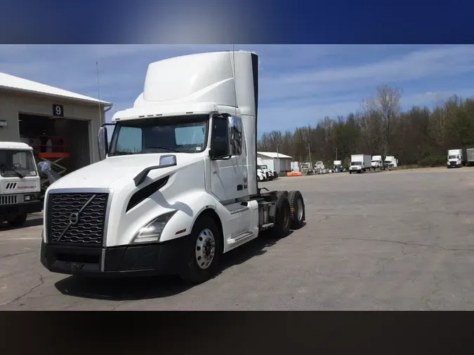 2019 Volvo VNL300