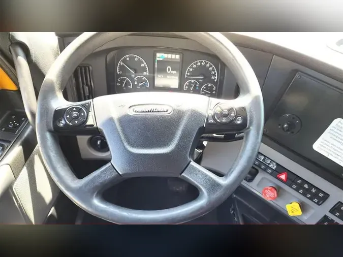 2020 FREIGHTLINER CA126