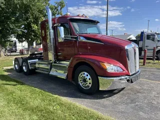 2025 Kenworth T680