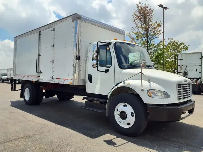 2019 FREIGHTLINER M2 106