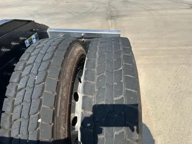 2022 Peterbilt 567