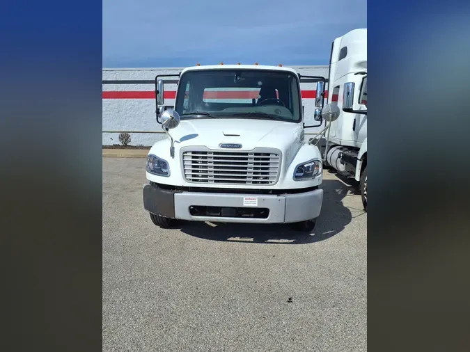 2020 FREIGHTLINER/MERCEDES M2 106