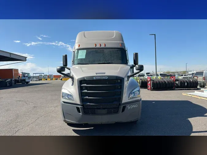 2024 Freightliner Cascadia 126