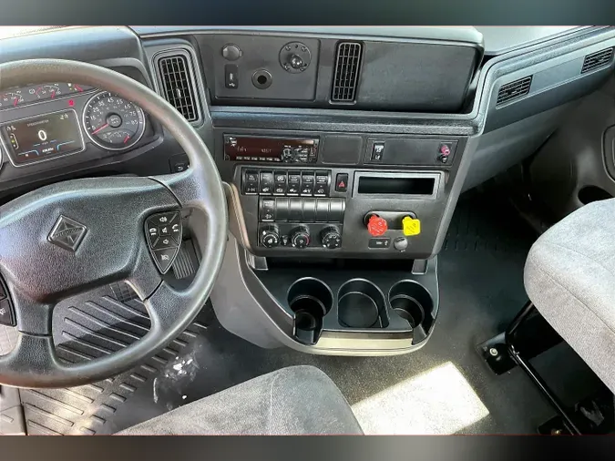 2021 INT LT625 6x4
