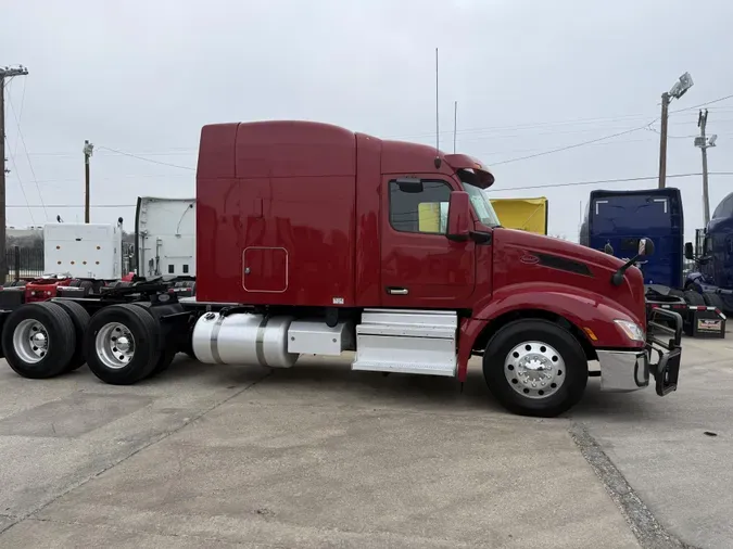 2022 Peterbilt 579