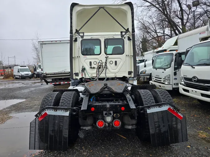 2019 FREIGHTLINER/MERCEDES NEW CASCADIA 116