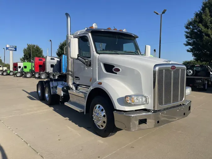 2020 Peterbilt 567