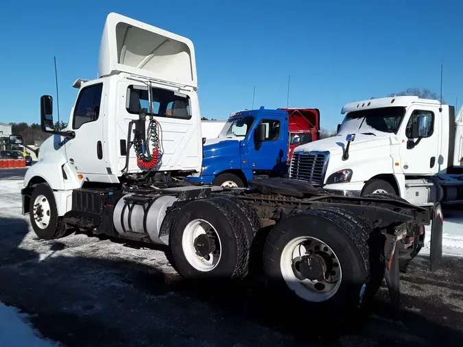 2019 NAVISTAR INTERNATIONAL LT625 DAYCAB T/A