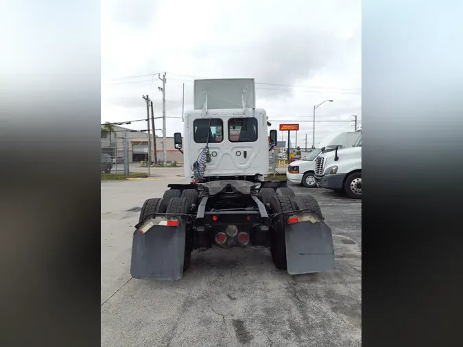2019 FREIGHTLINER CASCADIA 125