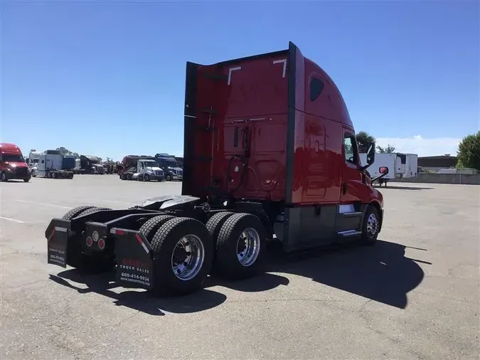 2020 FREIGHTLINER CASCADIA