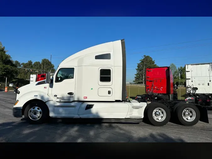 2021 KENWORTH T680