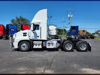 2024 MACK AN64T