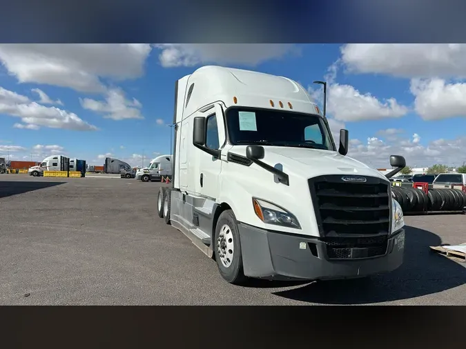 2022 Freightliner Cascadia 12645a1afa8183d9ae92778f5a3897bfdb1