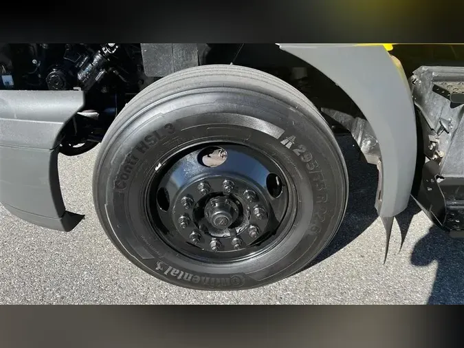 2020 INTERNATIONAL RH613