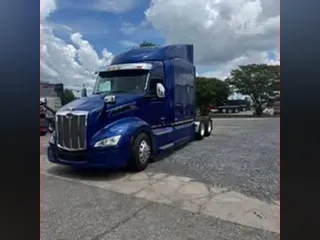2023 PETERBILT 579