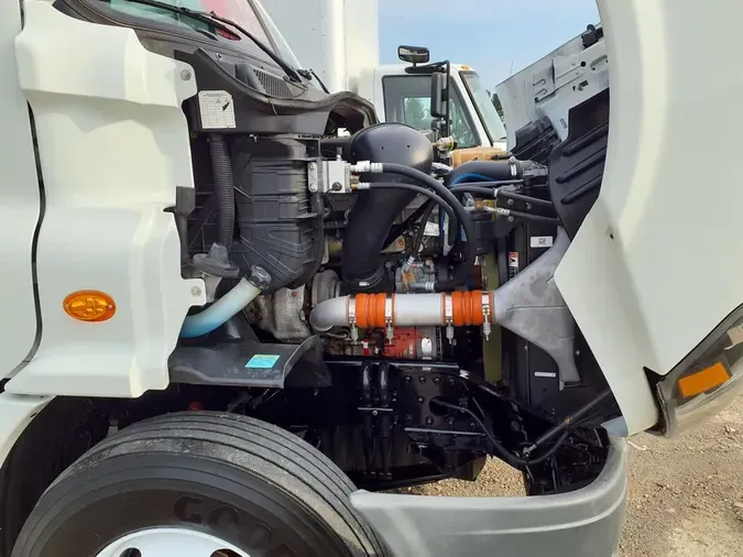 2020 FREIGHTLINER/MERCEDES CASCADIA 113