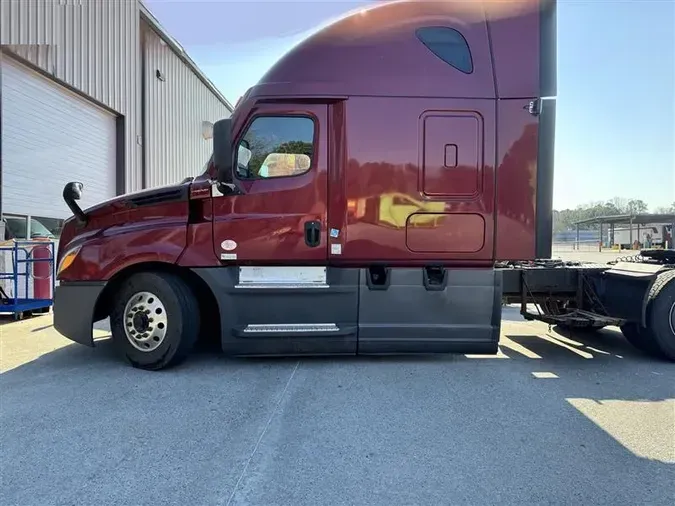 2021 FREIGHTLINER CA12645aff5d2d7899fbd503c0ff741301390