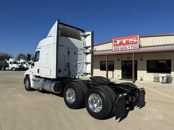 2018 FREIGHTLINER CASCADIA 125