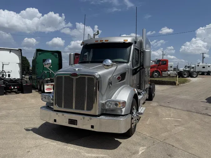 2021 Peterbilt 567