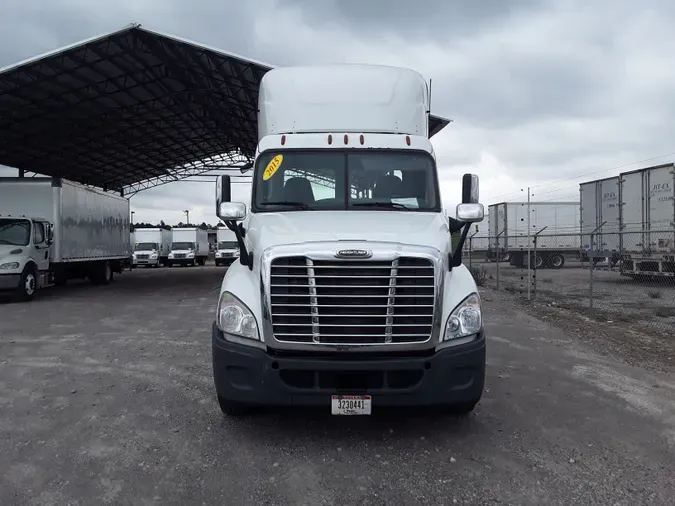 2015 FREIGHTLINER/MERCEDES CASCADIA 125