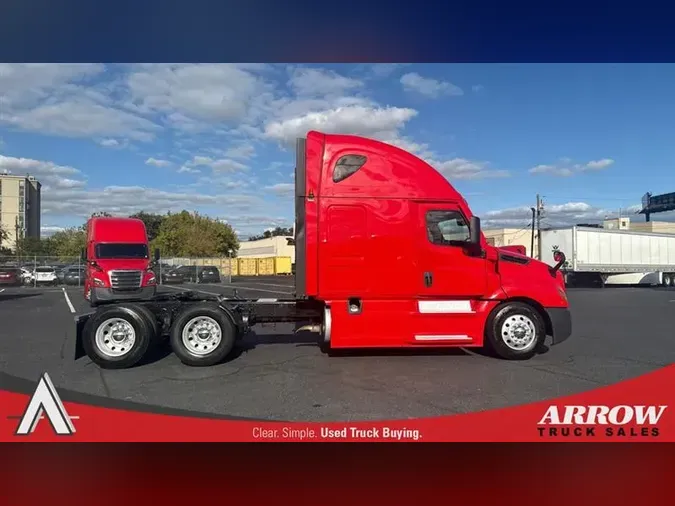 2022 FREIGHTLINER CA126