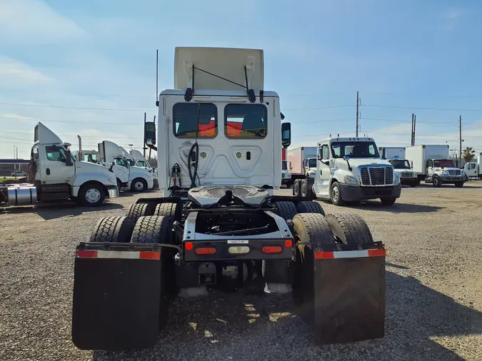 2019 FREIGHTLINER/MERCEDES CASCADIA