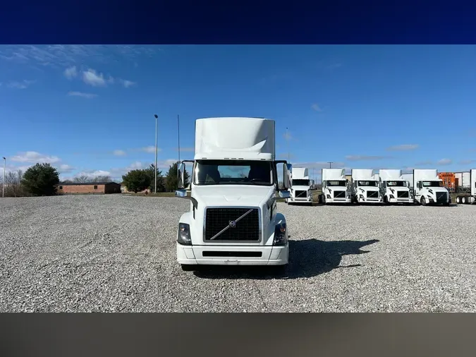 2018 Volvo VNL300