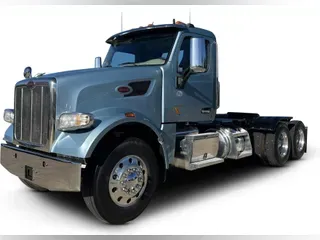 2022 Peterbilt 567