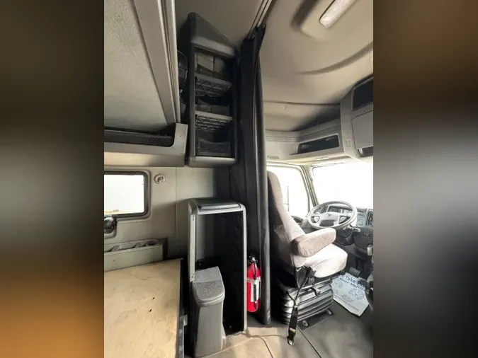 2020 International LT625