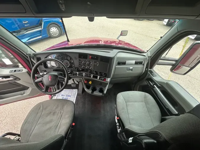 2022 Kenworth T680