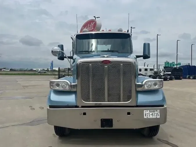 2022 Peterbilt 567