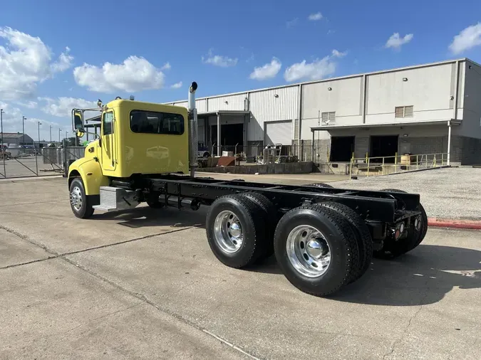 2020 Peterbilt 348