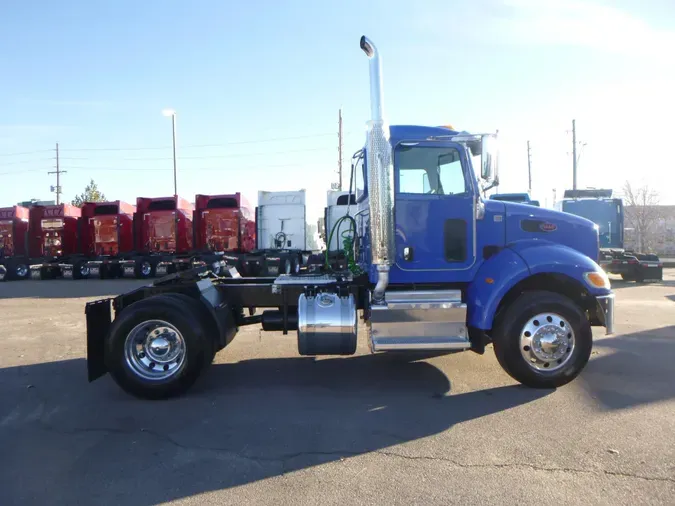 2017 Peterbilt 337