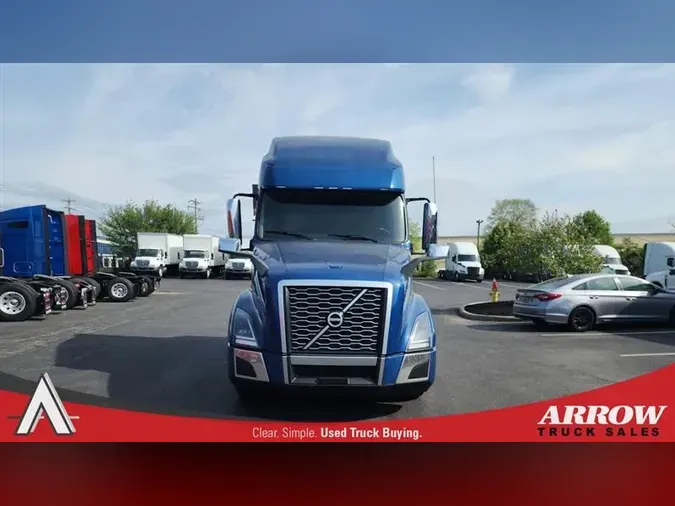 2023 VOLVO VNL760