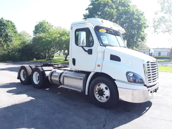 2019 FREIGHTLINER/MERCEDES CASCADIA 11345c800215685e66c7d1c4039cbecba2f