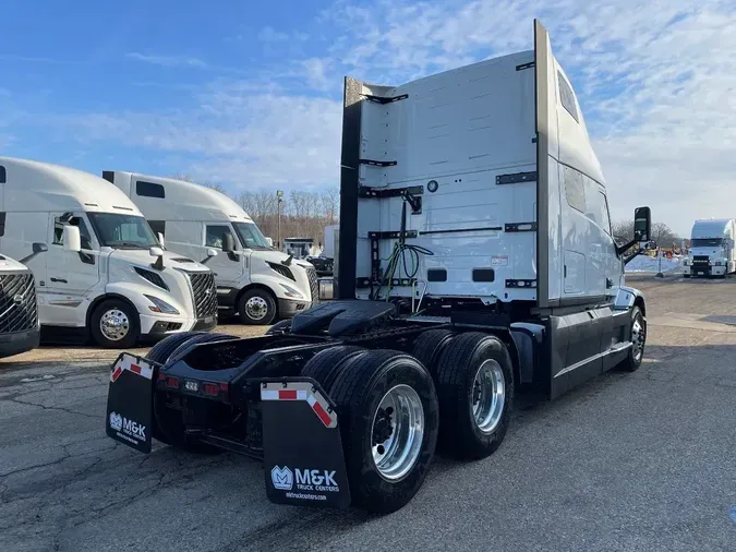 2026 MACK Pioneer 76" High Roof