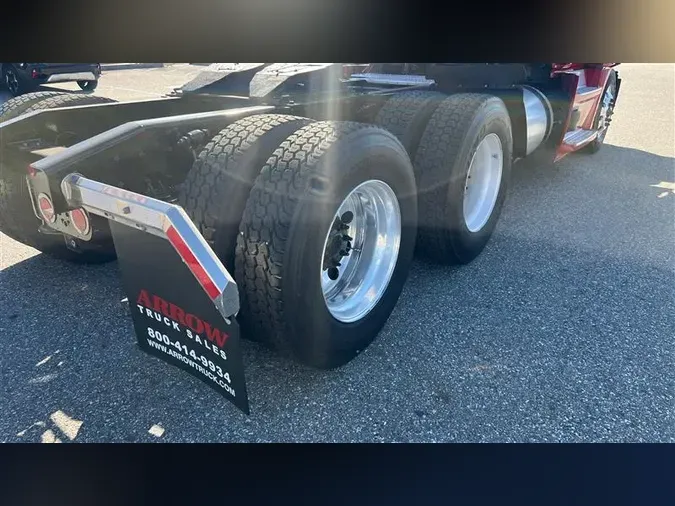 2022 FREIGHTLINER CA126