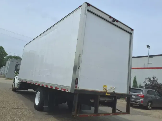2020 FREIGHTLINER M2 106
