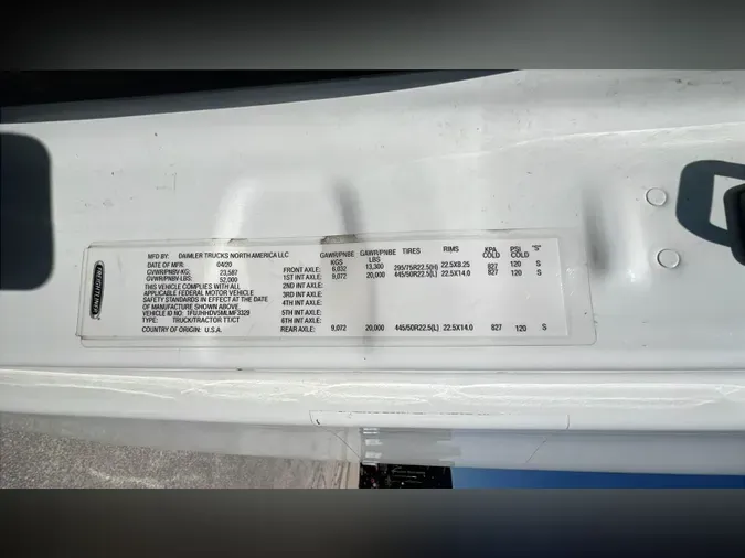 2021 Freightliner Cascadia 126