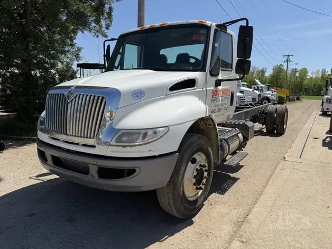 2015 INTERNATIONAL DURASTAR 4300
