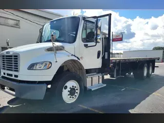 2016 FREIGHTLINER M2 106