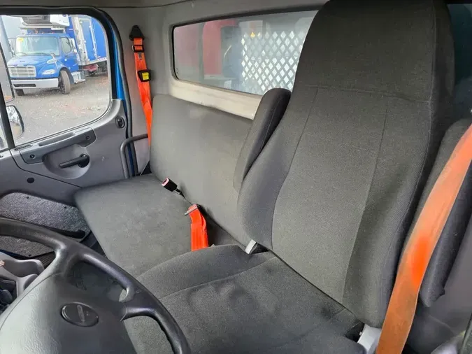 2019 FREIGHTLINER/MERCEDES M2 106