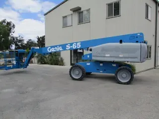2013 Genie S65