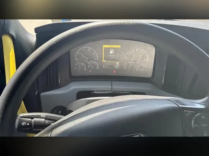 2021 FREIGHTLINER CA126